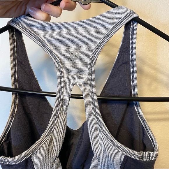 LULULEMON gray striped Circuit tank top 4 - Picture 7 of 9